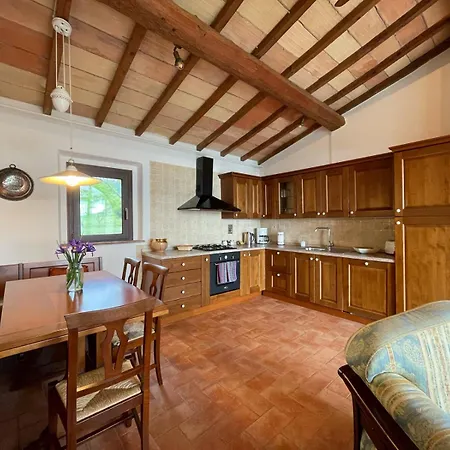 Borgo Poggio Bianco Nyaraló