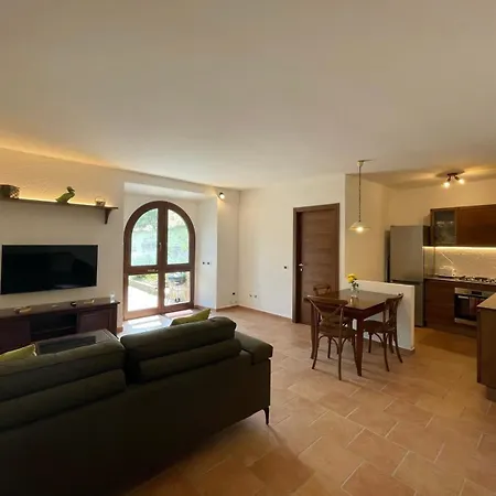Nyaraló Borgo Poggio Bianco *