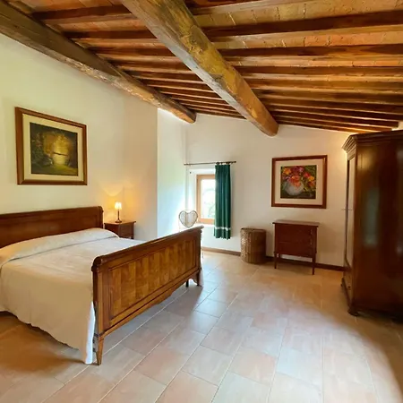 Borgo Poggio Bianco * Sarteano